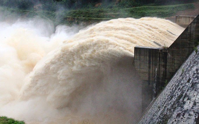 Thuỷ điện Sơn La xả lũ từ 16h chiều 11/8. Ảnh minh hoạ.