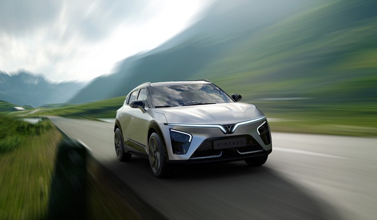 Giá xe VinFast VF 7 niêm yết và lăn bánh tháng 8/2025 - 21