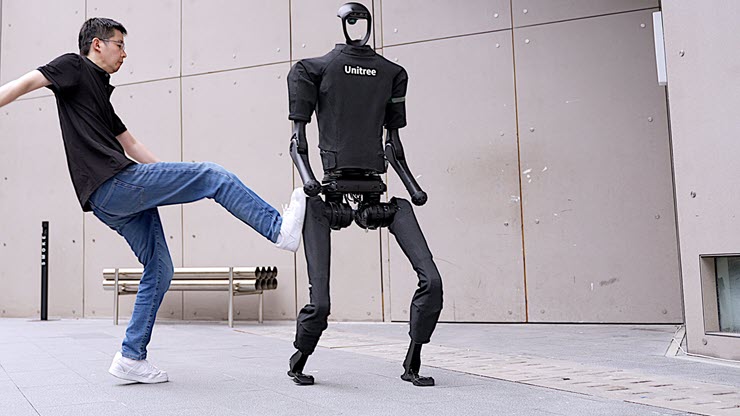 Robot H1 của Unitree có thể trình diễn các động tác võ thuật.