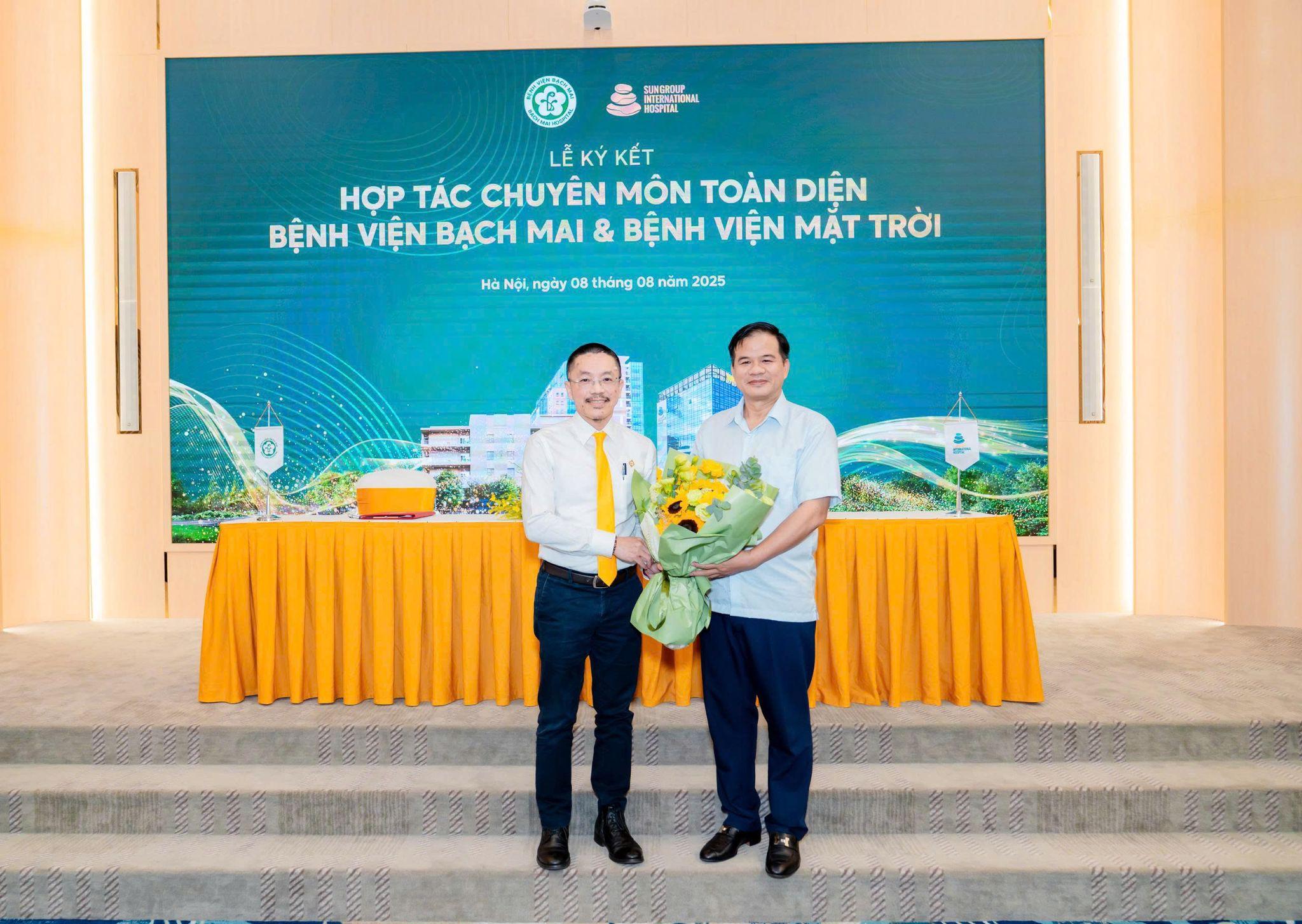 Tập đoàn Sun Group cam kết sẽ tạo mọi điều kiện thuận lợi để phát triển mối quan hệ hợp tác giữa hai bệnh viện. Ảnh: Bệnh viện Mặt Trời