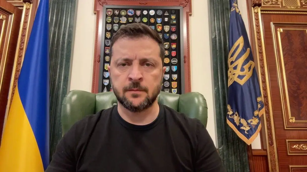 Tổng thống Ukraine Volodymyr Zelensky đưa ra thông điệp tối 10/8. Ảnh: Kyiv Independent.