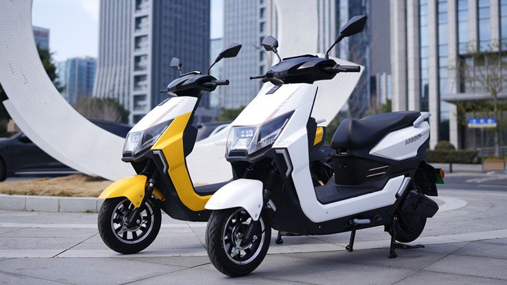 Xe máy điện nhỏ gọn như Vision, giá chỉ 18 triệu đồng, đi tới 100 km/lần sạc - 1