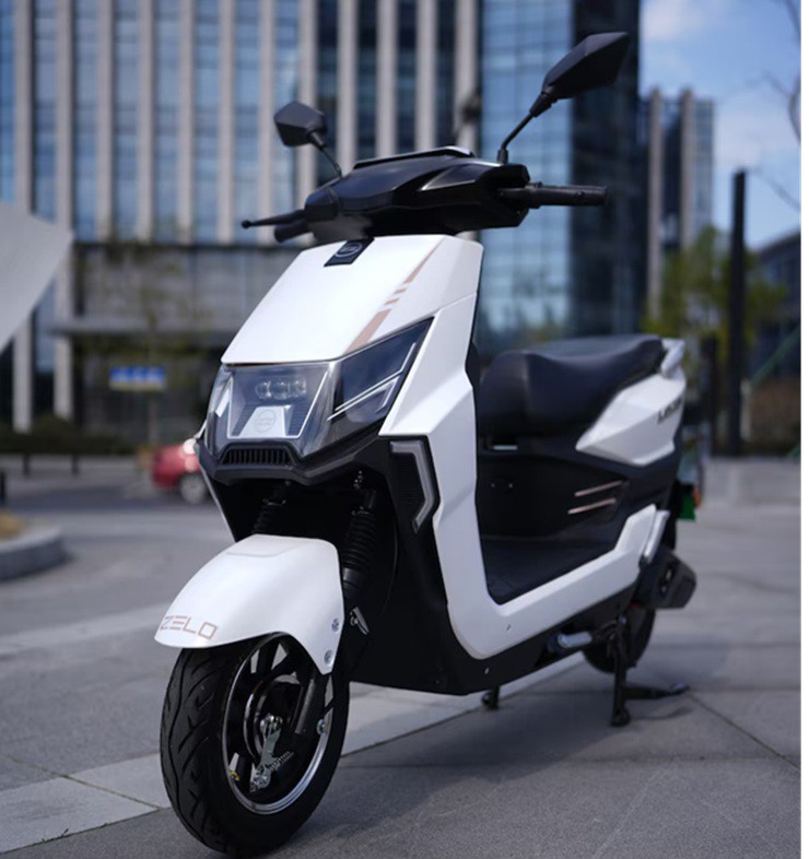 Xe máy điện nhỏ gọn như Vision, giá chỉ 18 triệu đồng, đi tới 100 km/lần sạc - 7