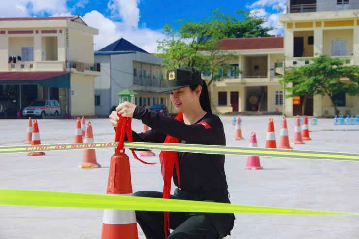 Phương Thảo chuẩn bị hoạt động teambuilding cho đoàn viên ở đơn vị.