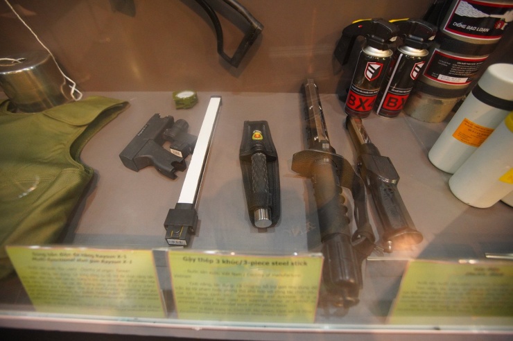 Các trang bị hiện đại cho lực lượng Cảnh sát đặc nhiệm sẵn sàng trong các tình huống đánh, bắt khủng bố, giải cứu con tin, tấn công trấn áp tội phạm nguy hiểm...