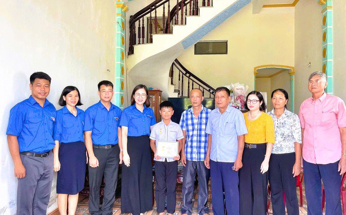 Tấm gương dũng cảm cứu người của "anh hùng nhí" cần được trân trọng, lan tỏa để các bạn trẻ học tập