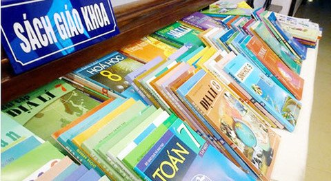 "Năm học 2025-2026, các cơ sở giáo dục phổ thông trong toàn quốc sử dụng sách giáo khoa đã được lựa chọn để dạy học", Bộ GD&ĐT chỉ đạo.