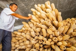 Thứ rác ở quê thẳng tay vứt đi, ai ngờ bán "đắt khét" ở nước ngoài, nhiều người săn đón