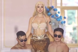 Thí sinh Miss Grand Vietnam 2025 gây tranh cãi với màn chào sân