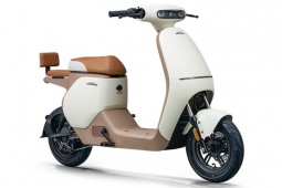 Xe điện Honda U-Qe giá chỉ 10 triệu đồng, dùng pin lithium an toàn với 80 km/lần sạc