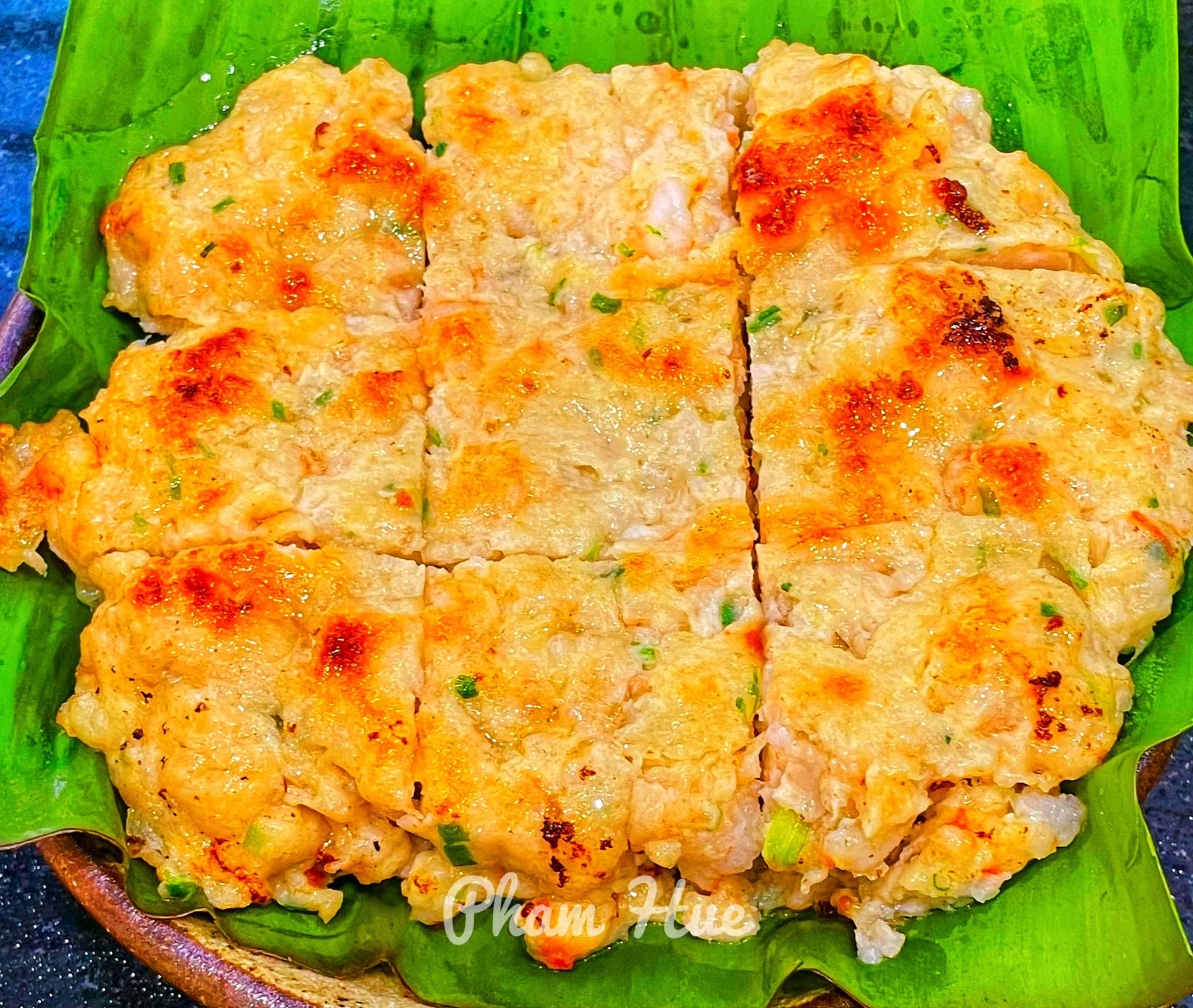 Cách làm chả tôm nướng lá chuối thơm nức, ăn ngon không muốn dừng - 1