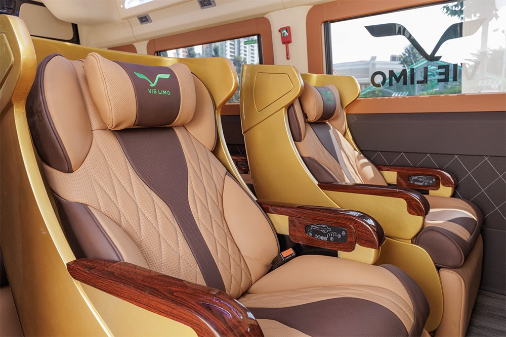 Thiết kế ghế Boeing mát-xa độc quyền bởi hãng độ xe hàng đầu SkyBus
