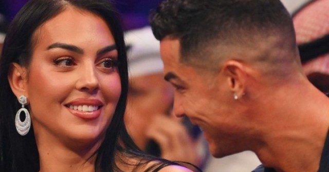 Điều khoản xa xỉ Cristiano Ronaldo dành cho Geo...