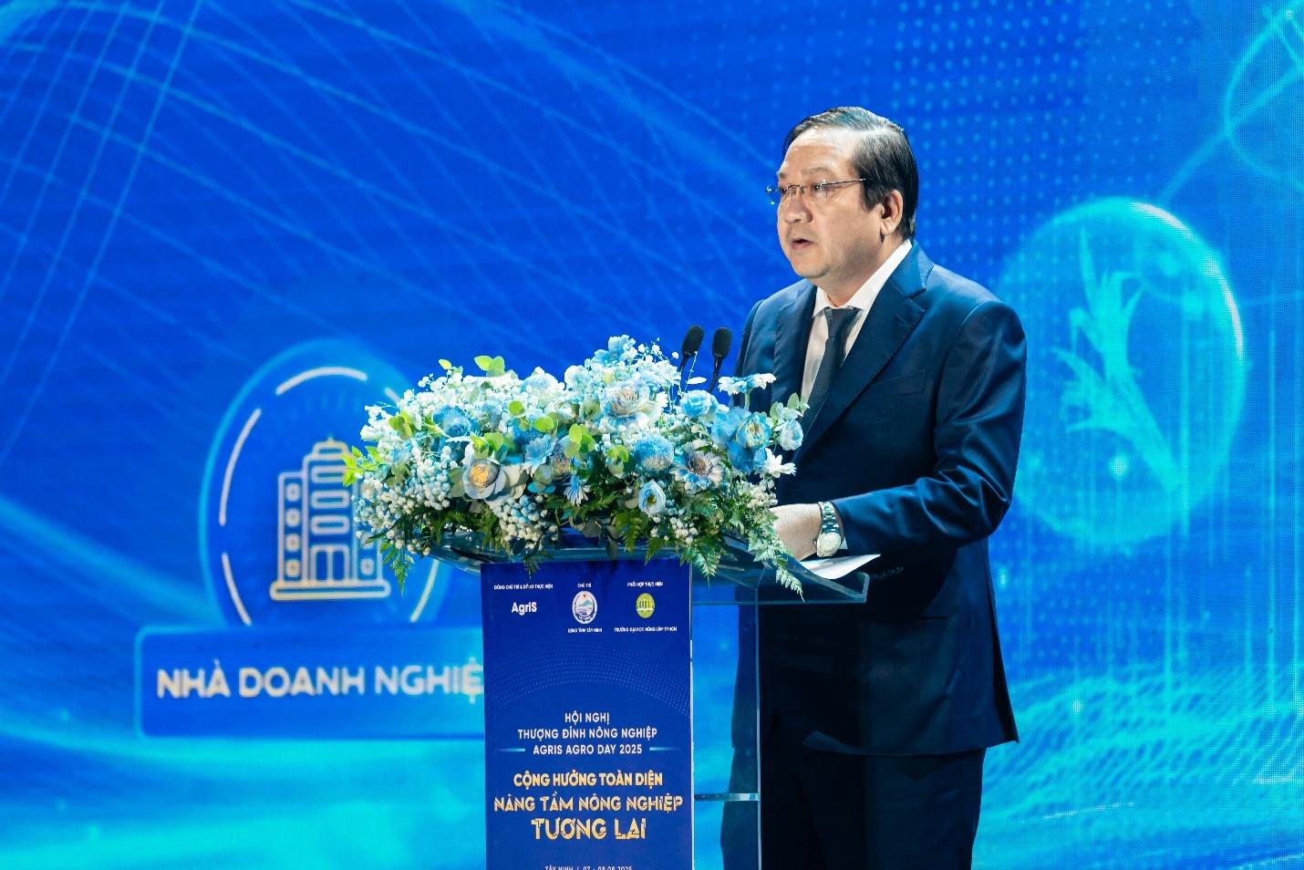 Ông Nguyễn Minh Lâm - Ủy viên Ban Thường vụ Tỉnh ủy, Phó Chủ tịch UBND tỉnh Tây Ninh quyết tâm đặt mục tiêu đưa Tây Ninh trở thành một trong những trung tâm nông nghiệp công nghệ cao hàng đầu của khu vực