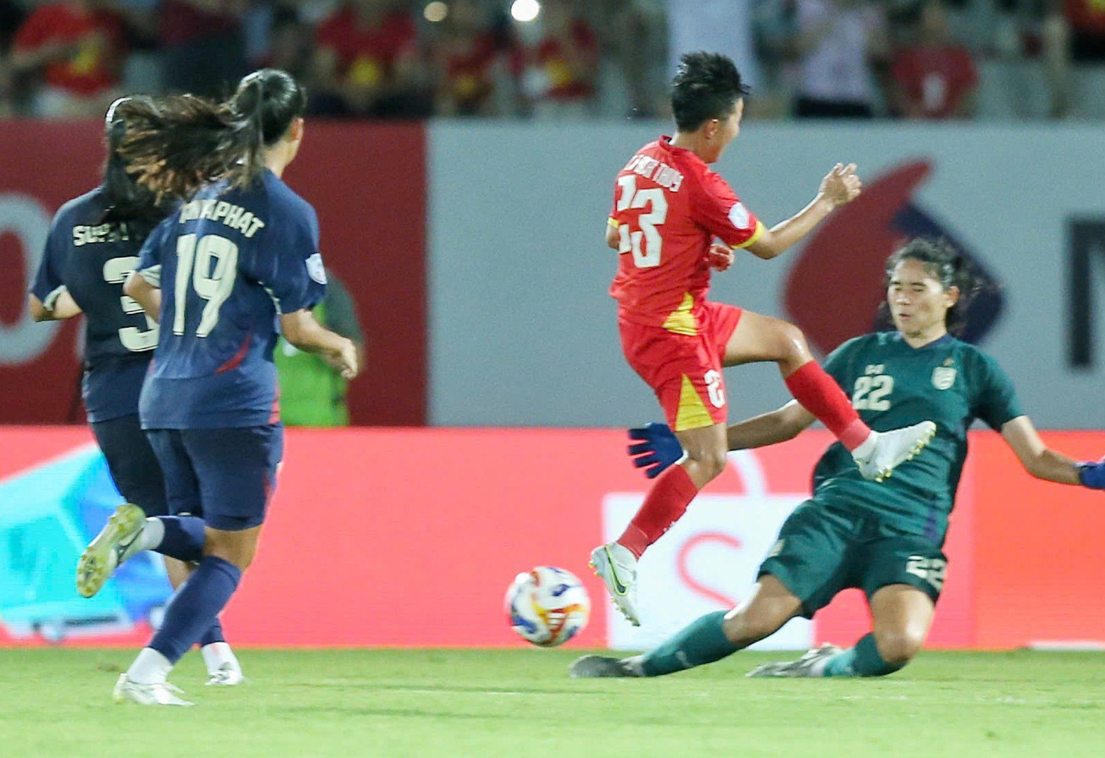 Trực tiếp bóng đá ĐT nữ Việt Nam - Thái Lan: Bảo toàn thành quả (ASEAN Cup) (Hết giờ) - 2