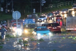 Tin tức trong ngày - Mưa lớn gây ngập nặng, hàng trăm người dân Đà Lạt phải sơ tán