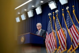 Ông Trump cân nhắc kiện Chủ tịch Fed Jerome Powell
