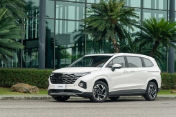 Giá xe Hyundai Custin lăn bánh kèm ưu đãi tháng 8/2025