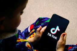 Cha mẹ toàn quyền chặn tài khoản lạ, xem con đăng gì trên TikTok