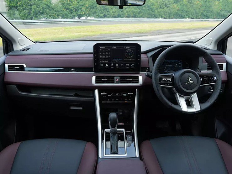 Mitsubishi Xpander 2026 và Xpander Cross 2026
