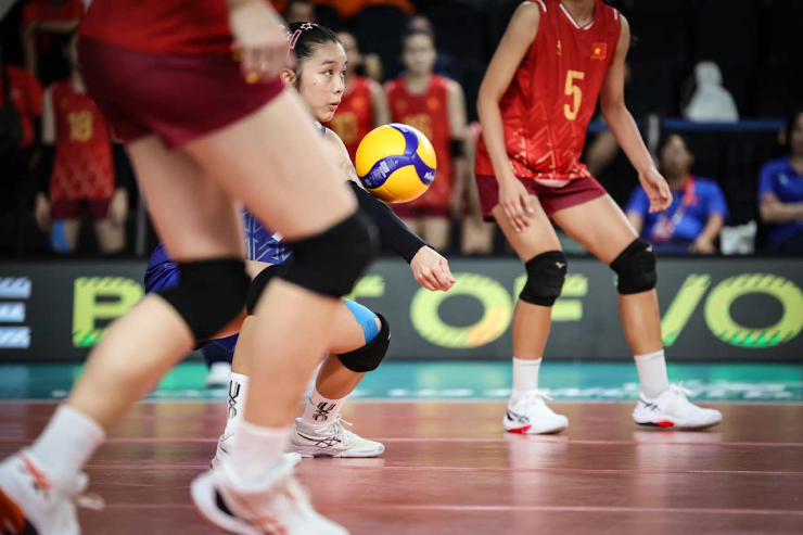 Kiều Vy chơi tập trung, đỡ được nhiều pha bóng khó từ đội Ai Cập