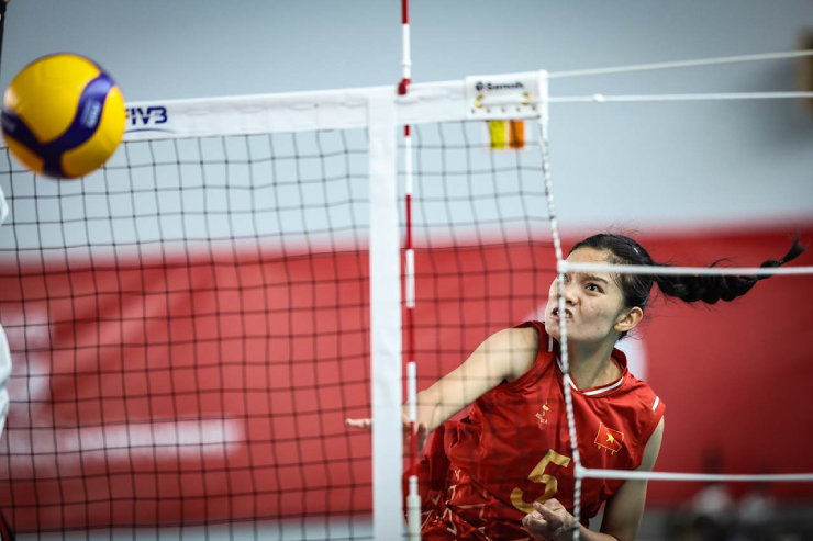 Bùi Thị Ánh Thảo chơi nổi bật nhất trận, cô gái 16 tuổi mang về 21 điểm cho U21 Việt Nam