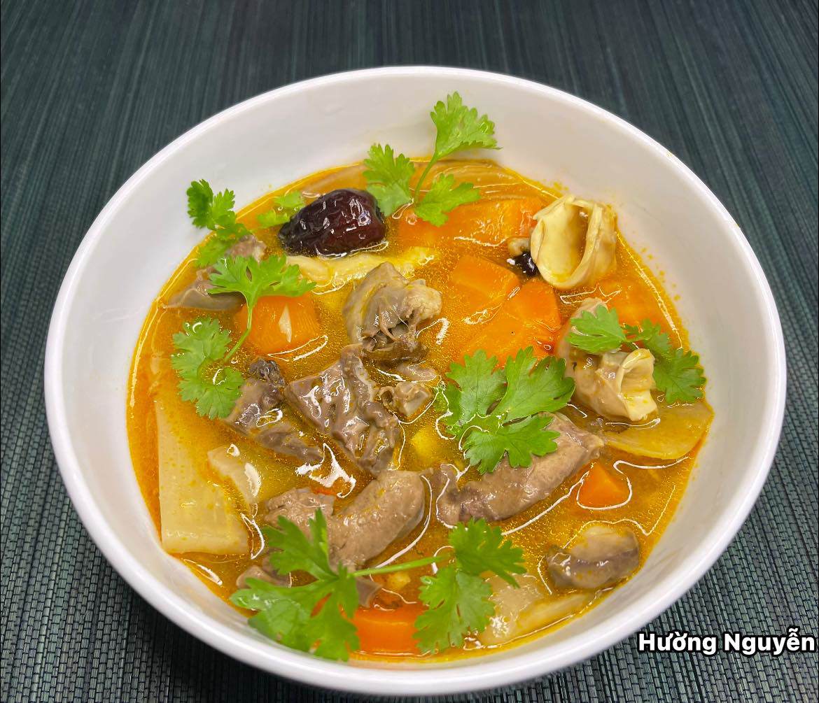Món ngon đại bổ từ phần thịt lợn rất khó mua nếu đi chợ muộn - 1