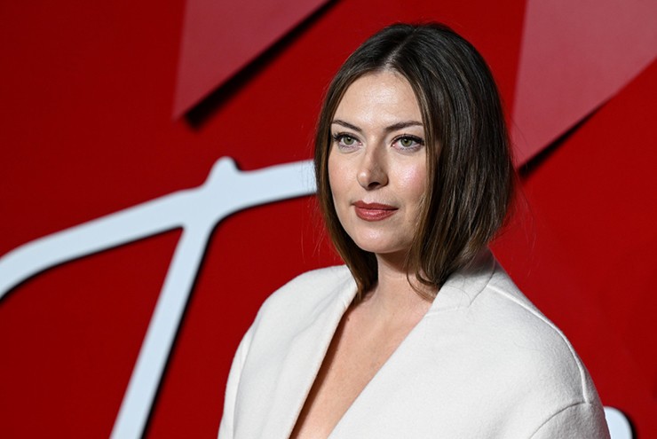 Vẻ đẹp cuốn hút và tài năng giúp Sharapova nổi tiếng toàn cầu