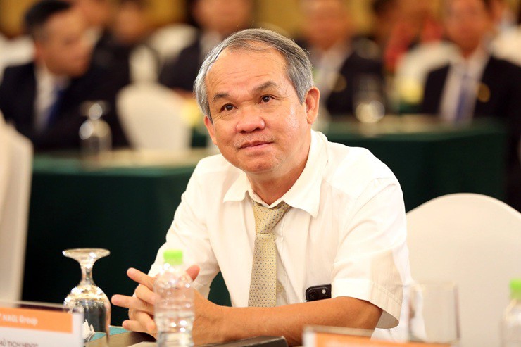 Thêm một người con của bầu Đức muốn đặt chân vào sàn chứng khoán