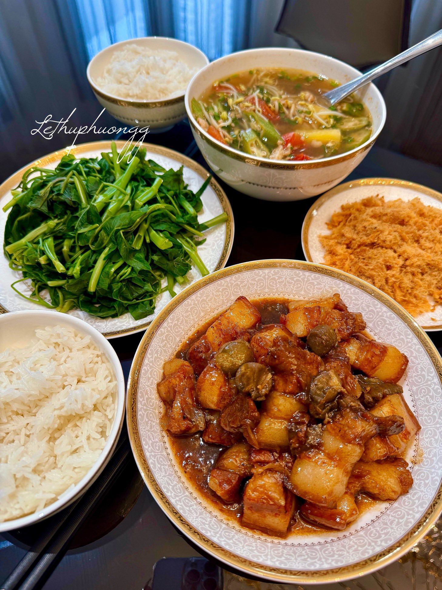 Ba chỉ kho sấu - Chả ruốc - Rau muống luộc - Canh chua&nbsp;