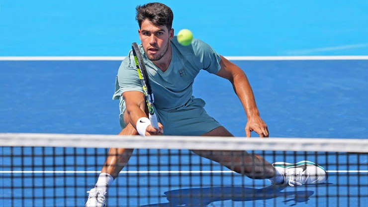 Alcaraz chạm mốc 50 chiến thắng mùa 2025