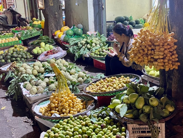 Giá chà là tươi hiện tại được cho là khá mềm so với các loại trái cây nhập khẩu khác.