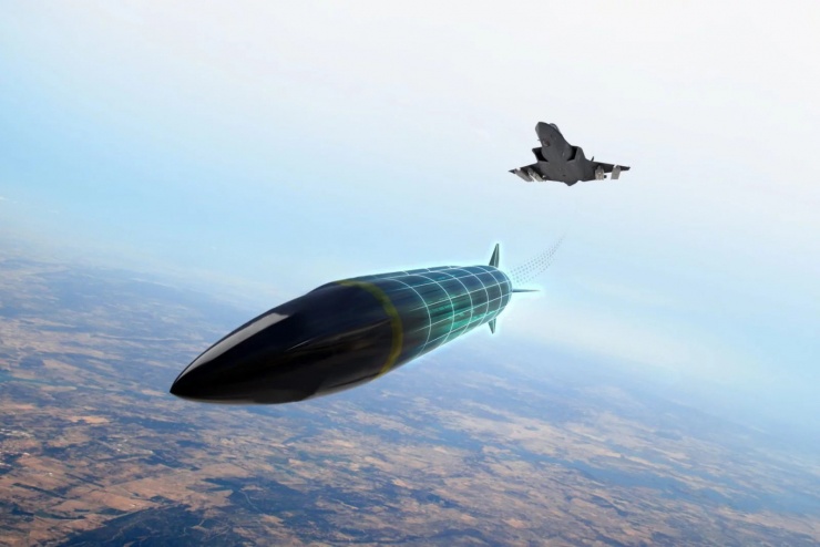 Các cuộc thử nghiệm về khả năng tương thích vật lý đã xác nhận Mako có thể được mang bên trong máy bay F-22 và F-35A/C cũng như bên ngoài các máy bay như F-15E, F-16C, F/A-18 Super Hornet, EA-18G Growler và P-8A Poseidon. (Ảnh: Lockheed Martin)