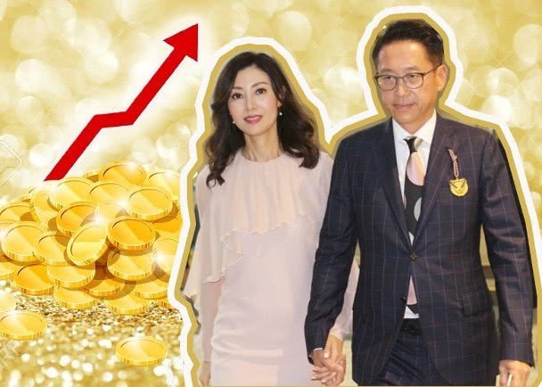 Vợ chồng Hứa Tấn Hanh - Lý Gia Hân thành tâm điểm chú ý của dư luận sau khi di chúc của ông Hứa Thế Huân được công bố. Ảnh: Sohu