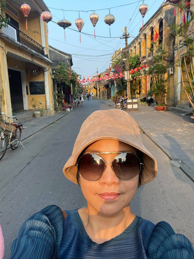 Đồng thời, Mỹ Linh còn tăng lượng rau xanh và trái cây tươi nạp vào cơ thể hàng ngày để bổ sung vitamin, khoáng chất cho cả làn da và vóc dáng.