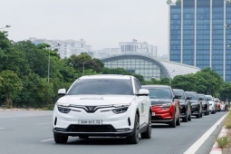 Thị trường - Tiêu dùng - Loạt mẫu ô tô giảm giá cả trăm triệu đồng