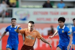 V-League 2025/26 rất căng, vé xuống hạng gọi tên HAGL?