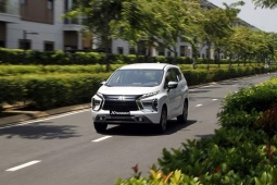 Tin tức ô tô - Giá xe Mitsubishi Xpander tháng 8/2025, ưu đãi 50% phí trước bạ và quà tặng