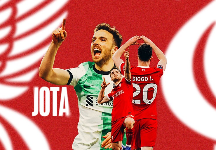 Các cầu thủ Liverpool sẽ mặc áo đấu và áo khoác có in biểu tượng "Mãi mãi tuổi 20".
