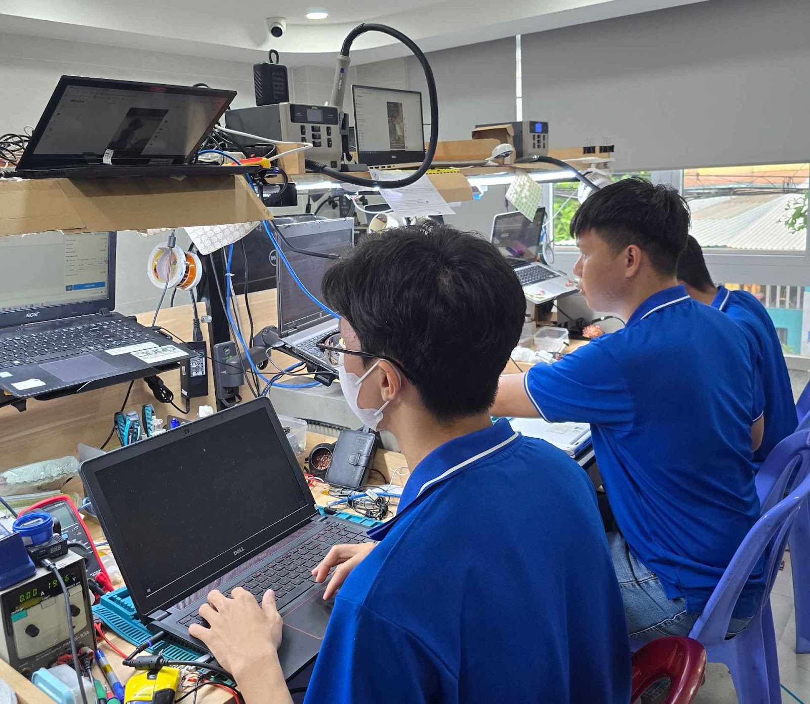 Laptop Viễn Chinh chuyên màn hình Laptop giá rẻ - 5