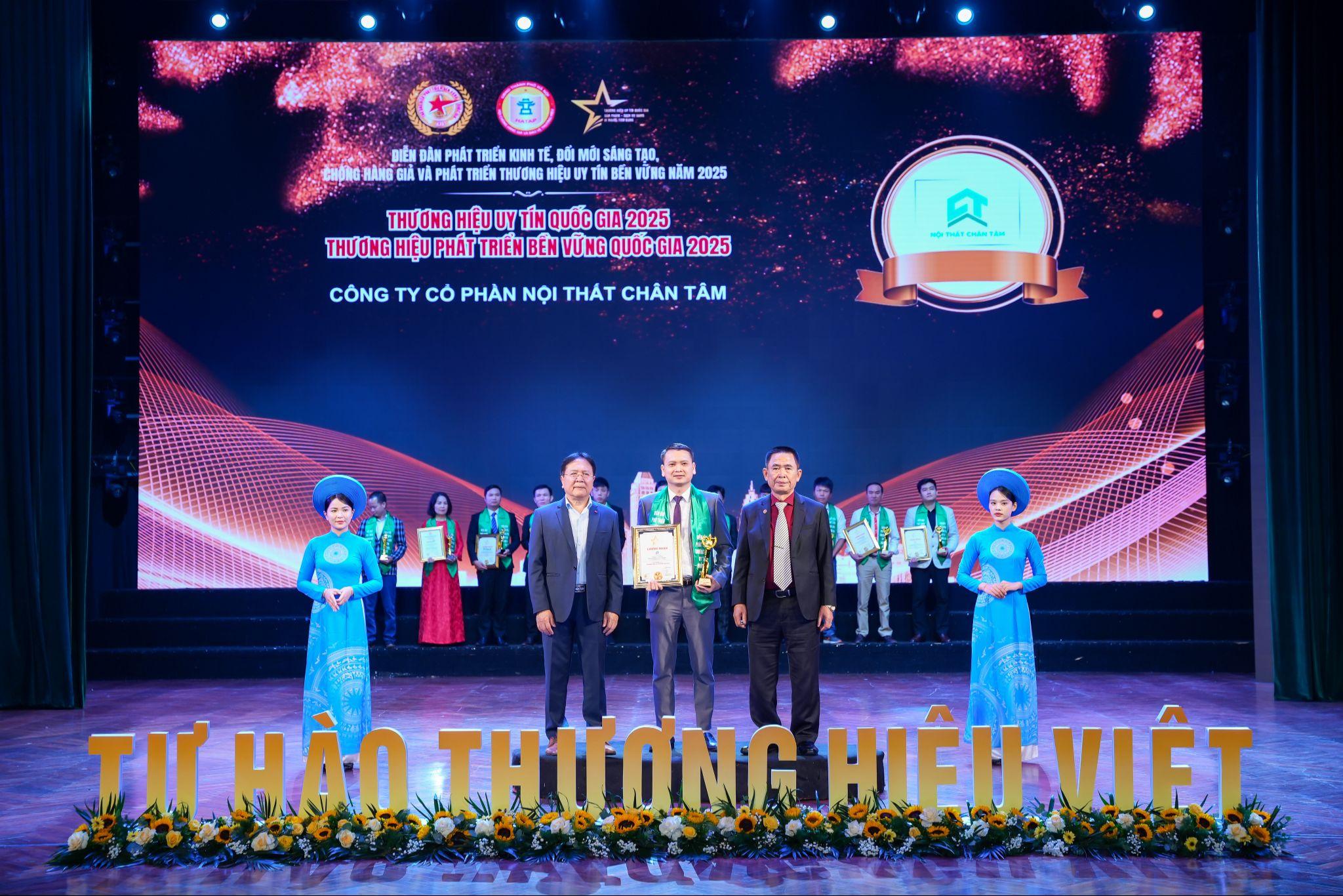 Nội Thất Chân Tâm: Tự hào nhận giải thưởng top 10 Thương Hiệu Uy Tín Quốc Gia 2025 - 1