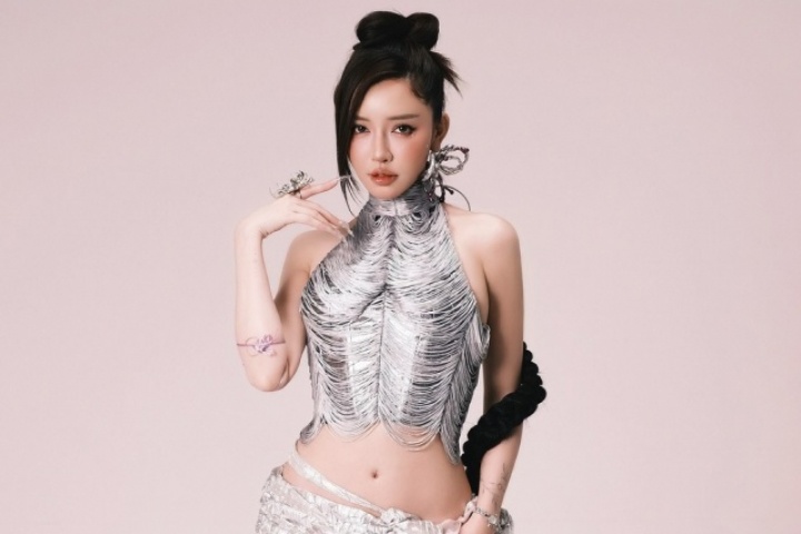 Bí quyết có bụng phẳng, eo thon của dàn 'em xinh'