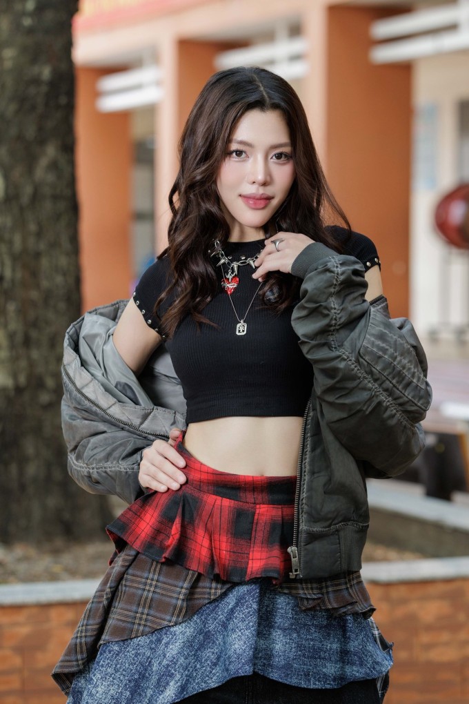 Muộii phát hành MV 'Vào một ngày khác' ngay sau khi dừng chân ở 'Em xinh say hi'.