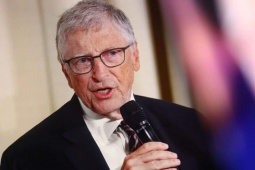 Tỷ phú Bill Gates tuyên bố “kỷ nguyên smartphone sắp kết thúc”