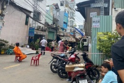 Tin tức trong ngày - TP.HCM: Nổ tại công ty sản xuất kính, nhiều nhà hư hỏng