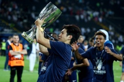 Kinh doanh - Đi vào lịch sử bóng đá Hàn Quốc và PSG, Lee Kang-in đang kiếm tiền thế nào?
