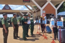 Tây Ninh tiếp nhận 353 công dân từ Campuchia
