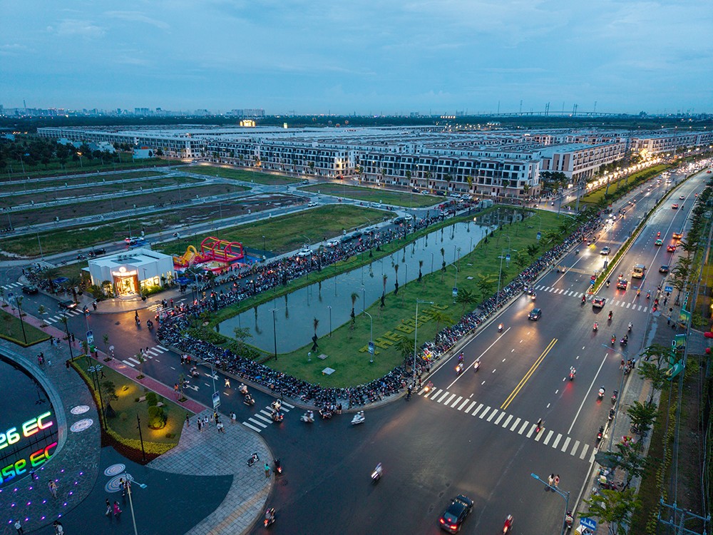 Chuỗi hoạt động giải trí cuối tuần tại dự án thu hút hàng chục nghìn cư dân đến vui chơi.