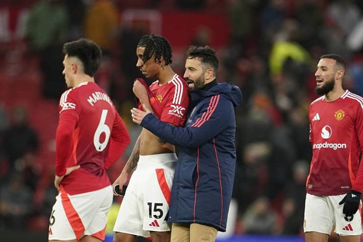 Yoro và Lisandro Martinez là những trung vệ HLV Amorim cần