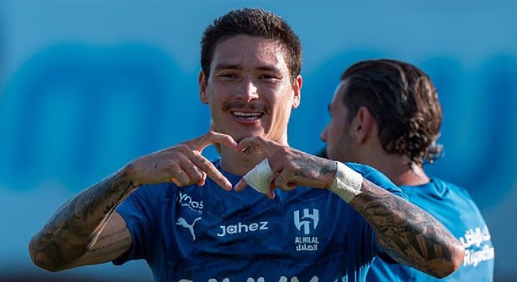 Nunez đang tìm lại phong độ ghi bàn trong màu áo mới